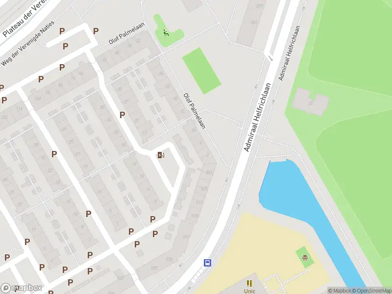 Brandweer met grote spoed naar de Admiraal Helfrichlaan in Utrecht vanwege gebouwbrand