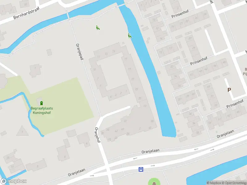 Ambulance met gepaste spoed naar de Oranjehof in Pijnacker