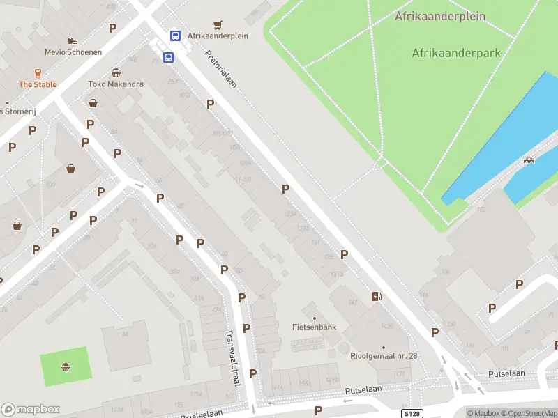 Ambulance met gepaste spoed naar de Pretorialaan in Rotterdam