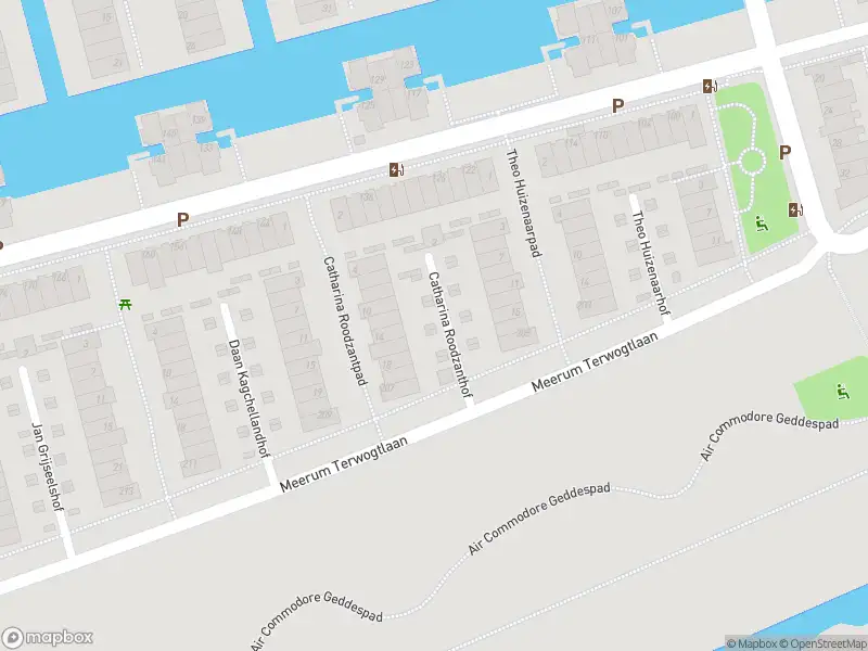 Ambulance met gepaste spoed naar de Meerum Terwogtlaan in Rotterdam