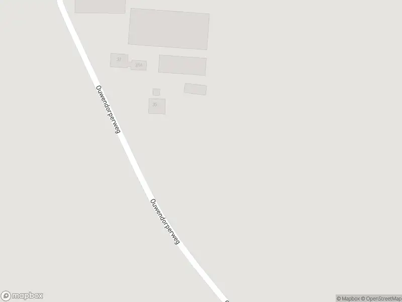 Brandweer met gepaste spoed naar de Ouwendorperweg in Garderen vanwege stormschade