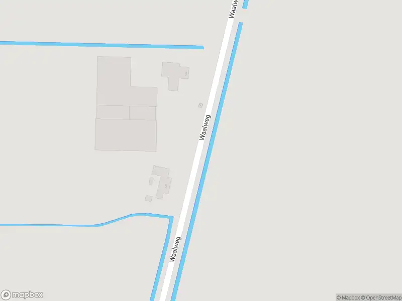 Ambulance met grote spoed naar de Waalweg in Rockanje