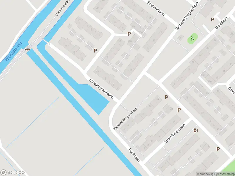 Ambulance met gepaste spoed naar de Strauszplantsoen in Voorschoten