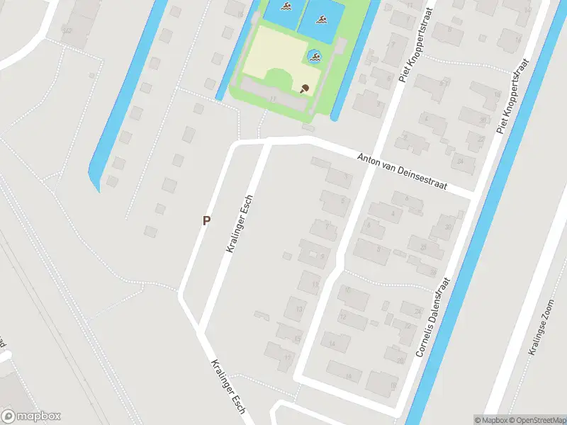 Ambulance met gepaste spoed naar de Kralinger Esch in Rotterdam