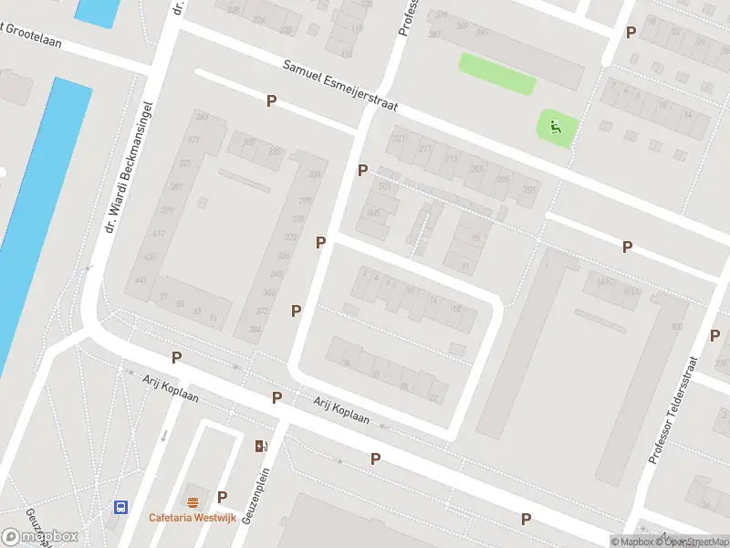 Ambulance met gepaste spoed naar de Johannes van Bijnenstraat in Vlaardingen