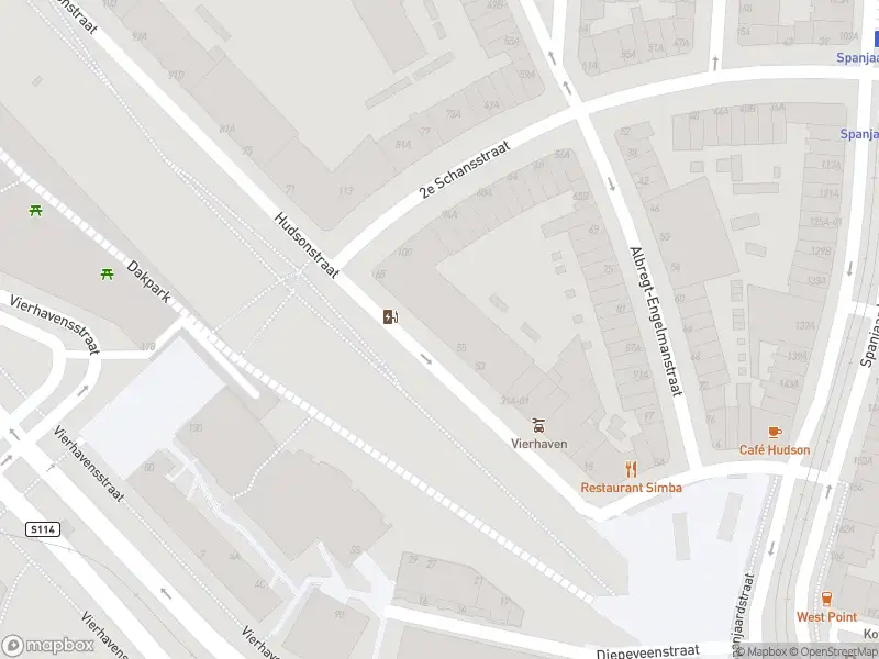 Ambulance met grote spoed naar de Hudsonstraat in Rotterdam