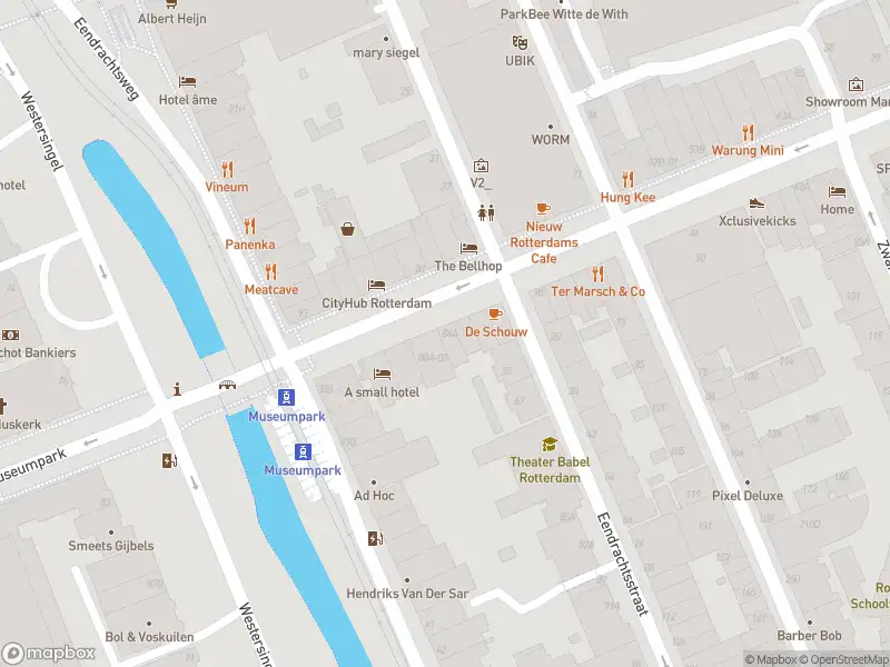 Traumahelikopter naar de Witte de Withstraat in Rotterdam