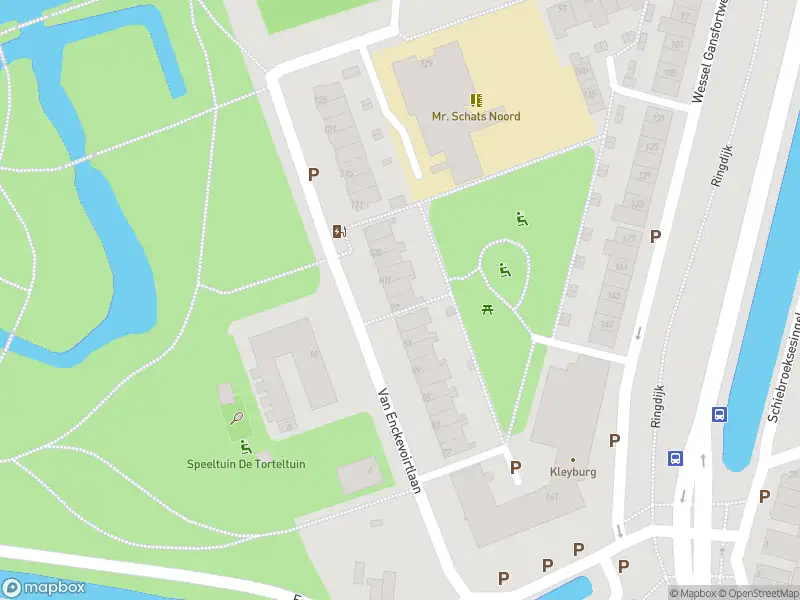 Ambulance met gepaste spoed naar de Van Enckevoirtlaan in Rotterdam