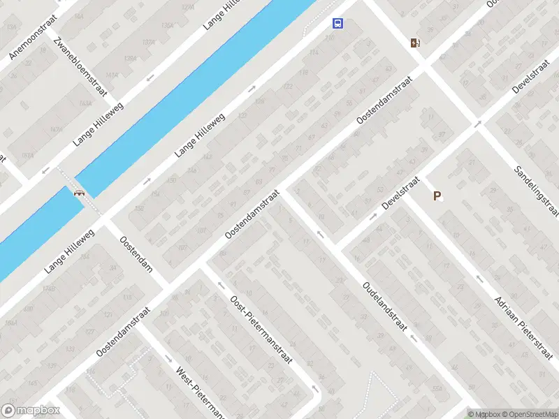 Ambulance met gepaste spoed naar de Oudelandstraat in Rotterdam