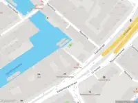 Politie met grote spoed naar de Nieuwegrachtje in Amsterdam vanwege steekincident