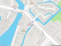 Ambulance met gepaste spoed naar de Terbregseweg in Rotterdam
