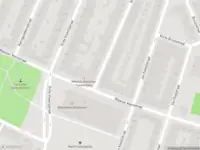 Brandweer met gepaste spoed naar de Jan Kruijffstraat in Rotterdam vanwege een liftopsluiting