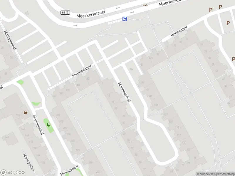 Ambulance met grote spoed naar de Reigersbos in Amsterdam