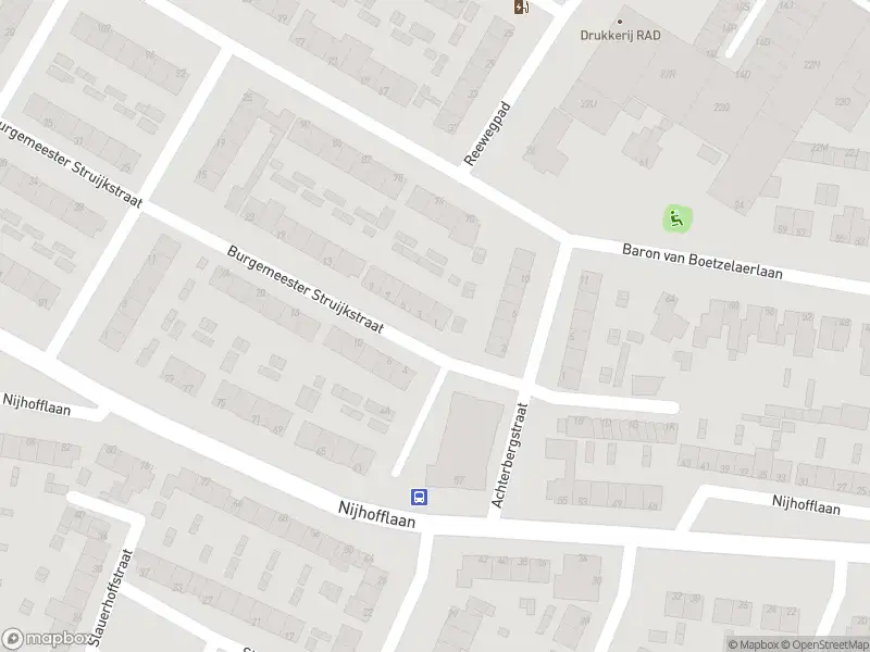 Ambulance met gepaste spoed naar de Burgemeester Struijkstraat in Dordrecht