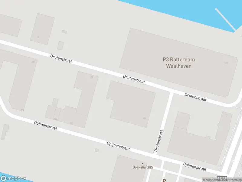 Ambulance met gepaste spoed naar de Drutenstraat in Rotterdam