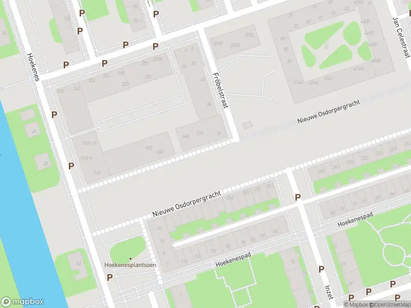 Ambulance met gepaste spoed naar de Nieuwe Osdorpergracht in Amsterdam