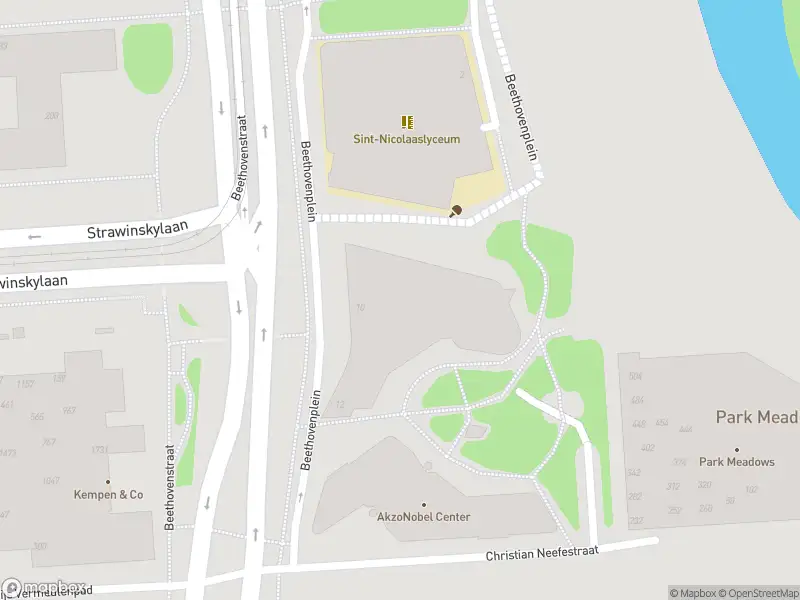 Brandweer met gepaste spoed naar de Beethovenplein in Amsterdam