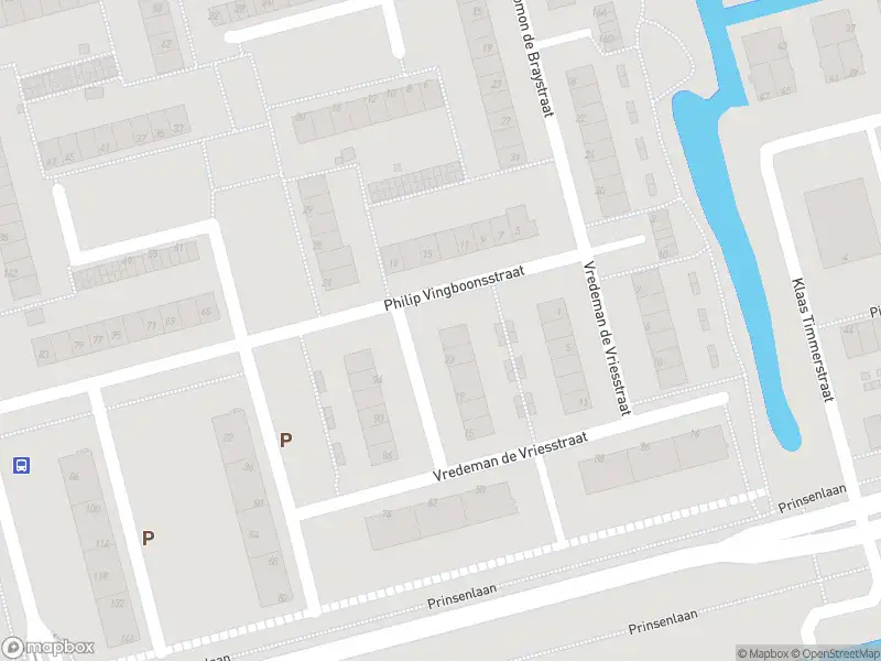 Ambulance met grote spoed naar de Philip Vingboonsstraat in Rotterdam
