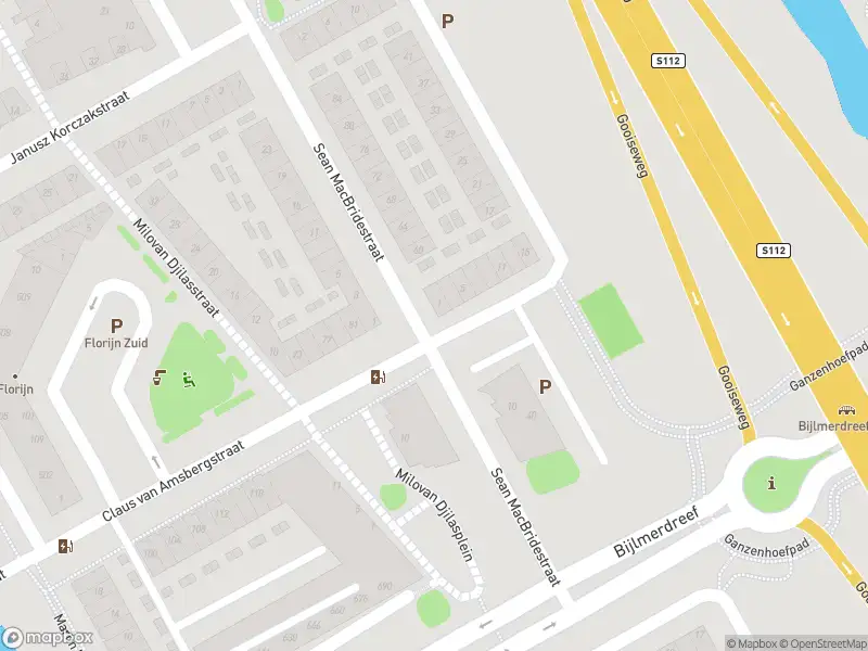 Brandweer met grote spoed naar de Sean MacBridestraat in Amsterdam vanwege voertuigbrand