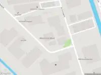 Ambulance met grote spoed naar de De Compagnie in Zwaag