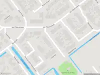 Brandweer met grote spoed naar de Irisstraat in Oldebroek vanwege waarnemen gaslucht