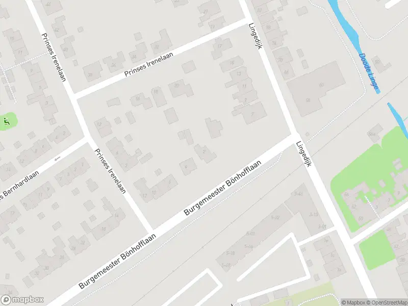 Brandweer met gepaste spoed naar de Burgemeester Bönhofflaan in Tiel vanwege voertuigbrand