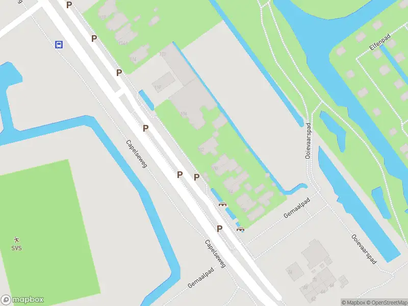 Ambulance met grote spoed naar de Capelseweg in Capelle aan den IJssel