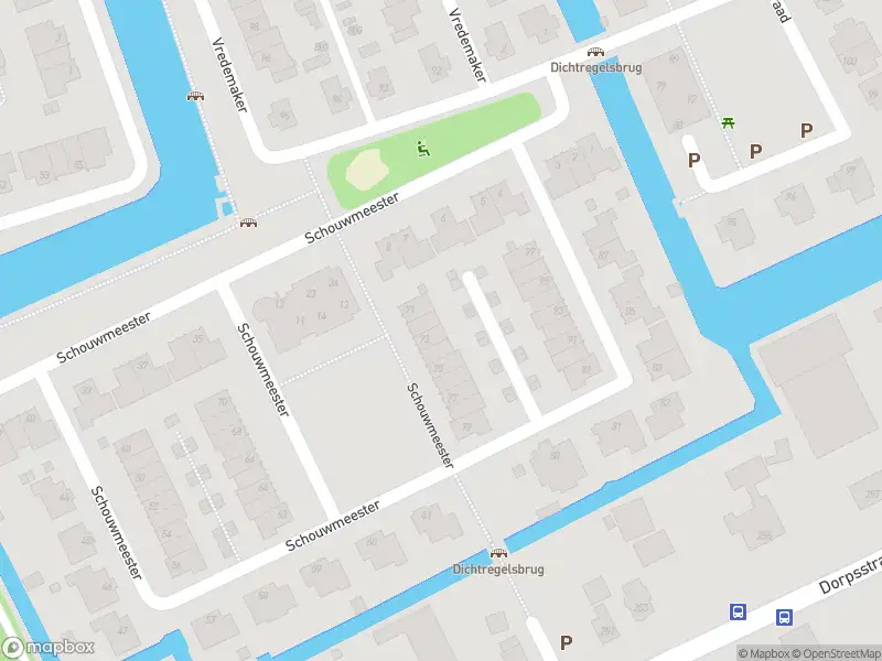 Ambulance met grote spoed naar de Schouwmeester in Zwaag