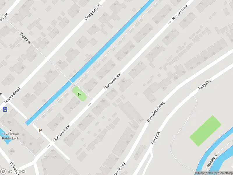 Ambulance met gepaste spoed naar de Nassaustraat in Ridderkerk