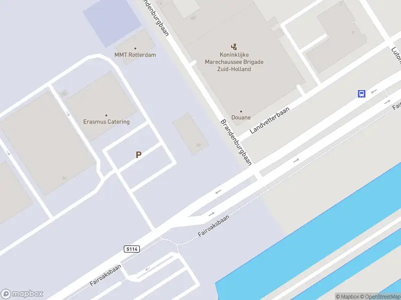 Brandweer met gepaste spoed naar de Fairoaksbaan in Rotterdam