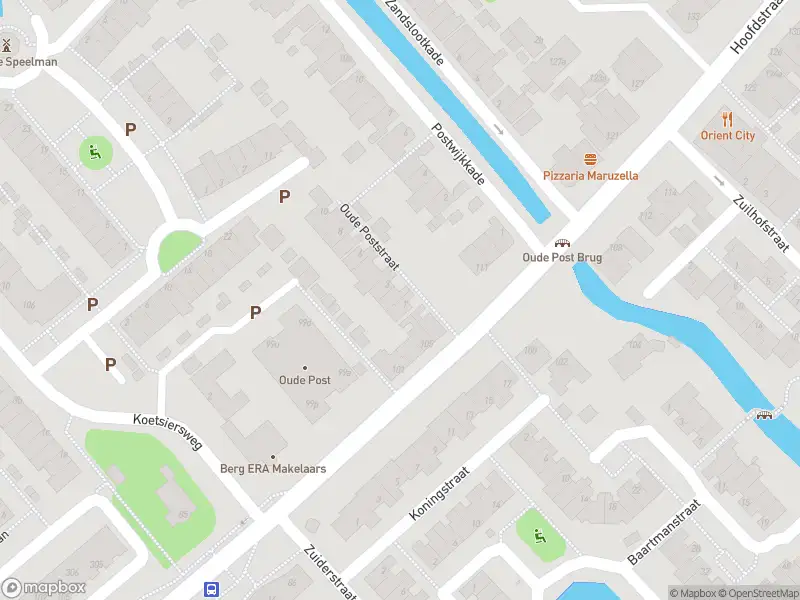 Ambulance met grote spoed naar de Oude Poststraat in Sassenheim
