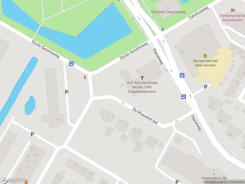 Brandweer met grote spoed naar de De Mussetstraat in Rotterdam vanwege voertuigbrand