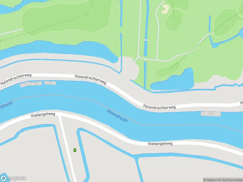 Ambulance met grote spoed naar de Holendrechterweg in Amsterdam