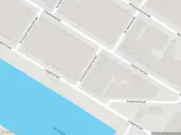 Ambulance naar de 1e Industriedwarsstraat in IJmuiden