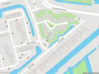 Ambulance met grote spoed naar de Haagwinde in Capelle aan den IJssel