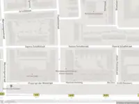 Ambulance met grote spoed naar de Truus Oversteegenstraat in Haarlem