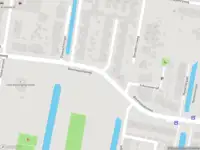 Ambulance met gepaste spoed naar de Beverwaardseweg in Rotterdam
