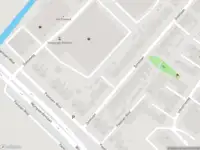Ambulance met grote spoed naar de Donklaan in Voorschoten