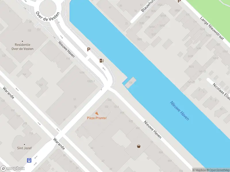 Ambulance met gepaste spoed naar de Nieuwe Haven in Schiedam