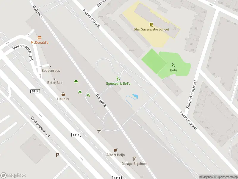 Ambulance met grote spoed naar de Vierhavensstraat in Rotterdam