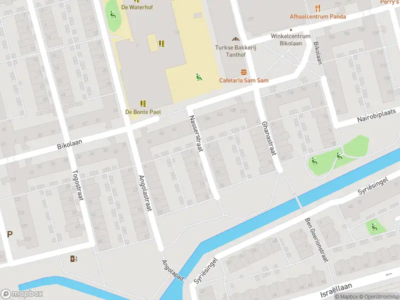 Ambulance met grote spoed naar de Nasserstraat in Delft