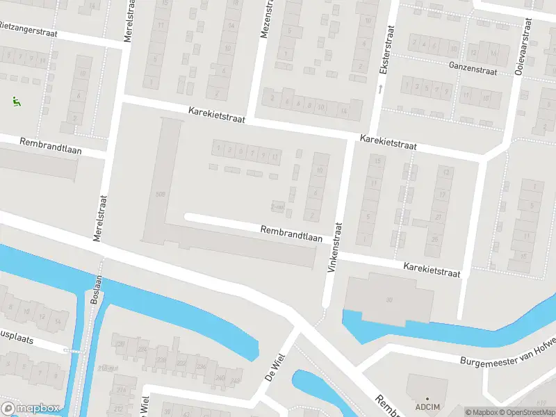 Ambulance met gepaste spoed naar de Tuinfluiterstraat in Sliedrecht