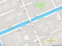 Ambulance met grote spoed naar de Elandsgracht in Amsterdam