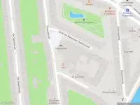Ambulance met grote spoed naar de Jacob van Wassenaar Obdamstraat in Amsterdam